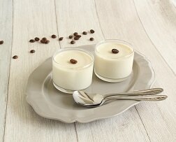コーヒー風味のブランマンジェ