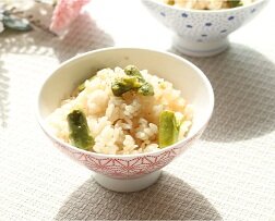 アスパラガスの炊き込みごはん