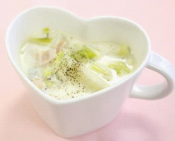 白菜とベーコンのミルクスープ